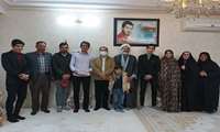 دکتر فیروزیان و اعضای شورای فرهنگی شبکه با خانواده شهید والامقام صالحی دیدار کردند.